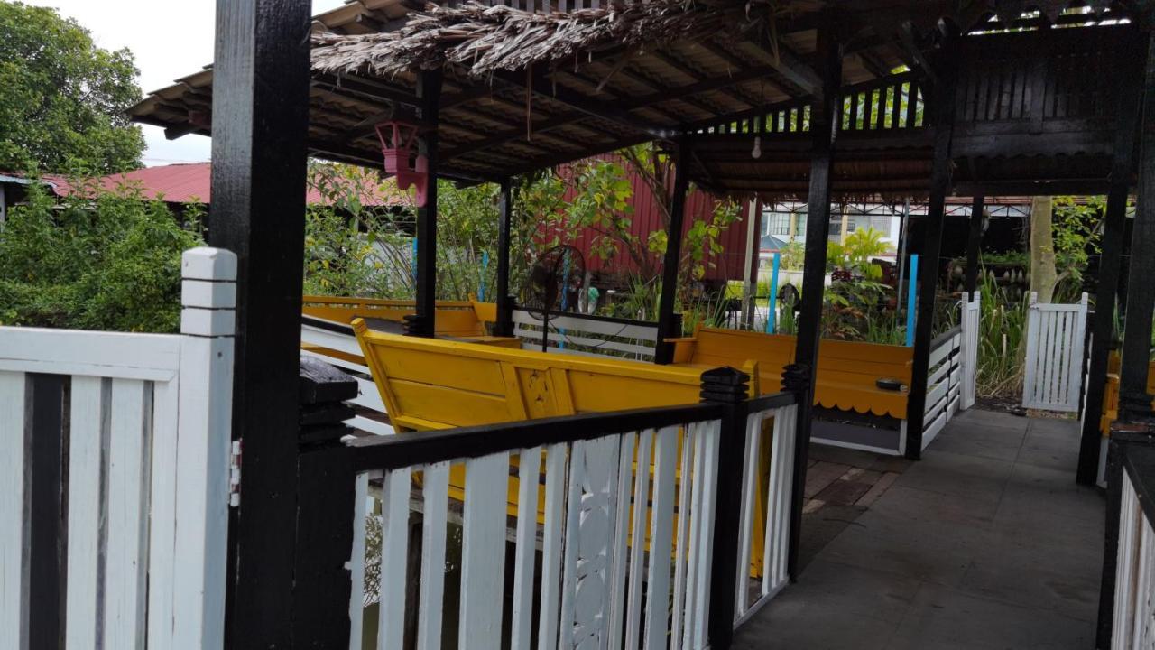 فندق ايبوهفي  Mykampung Chalet المظهر الخارجي الصورة