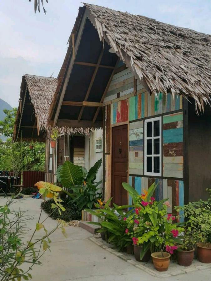 فندق ايبوهفي  Mykampung Chalet المظهر الخارجي الصورة